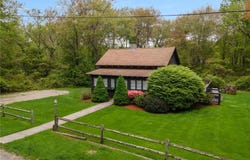 4 Ottawa Trail, Narragansett, RI 02882