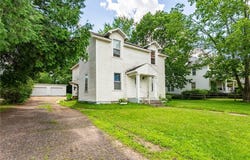 1103 Summit Street, Eau Claire, WI 54703