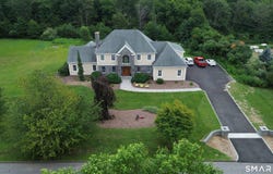 84 Mustang Drive, Monroe, CT 06468