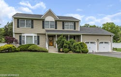 1 River Drive, Farmingdale, NJ 07727