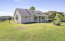 1290 Holt Ridge Rd, Bloomfield, KY 40008