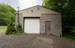 4665 Peoples Rd, Ross Twp, PA 15237