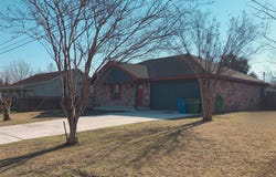 1309 Mallard LN, Taylor, TX 76574