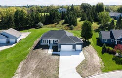 333 Drumlin Loop, Ripon, WI 54971