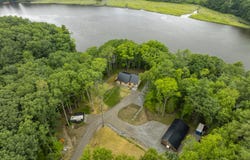 886 Middle Road, Dresden, ME 04342