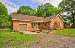 2448 Johnstown Road, Chesapeake, VA 23322