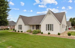 522 Tanglewood Avenue, Sikeston, MO 63801