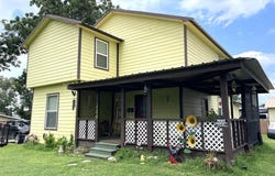 120 N 10th Avenue, Teague, TX 75860