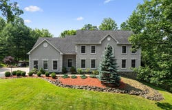 34905 GIDNEY COURT, ROUND HILL, VA 20141