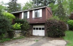 1889 Riggs Rd, South Park, PA 15129