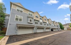 1679 Village Trail E, Maplewood, MN 55109
