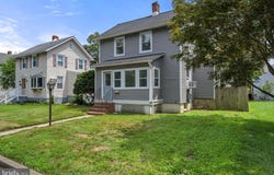 289 E ST, CARNEYS POINT, NJ 08069