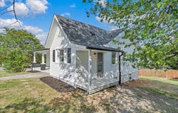 2138 Bailey Ave, Salem, VA 24153