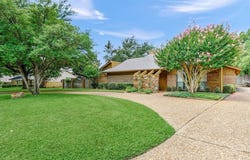 2414 Meadows Lane, Sherman, TX 75092