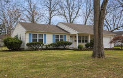 48 Morton Avenue, Monroe, NJ 08831