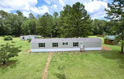 89 Sibley Rd, Pine Grove, LA 70453