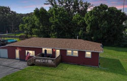 1211 W Main Street, Griffith, IN 46319