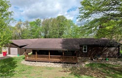5103 Brocade Road SE, Amsterdam, OH 43903