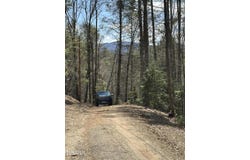 400 Woodchuck Way, Laurel Bloomery, TN 37680