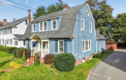 63 Faire Harbour Place, New London, CT 06320