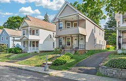1831 Eastern Parkway, Schenectady, NY 12309