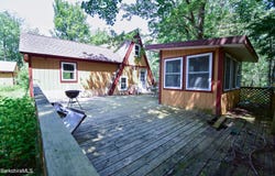 19 Castle Ln, Becket, MA 01223