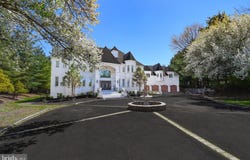 832 PARADISE DRIVE, AMBLER, PA 19002