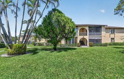 228 Pine Hov Circle, Greenacres, FL 33463