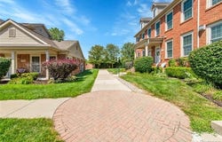 616 SUPERIOR Boulevard, Wyandotte, MI 48192