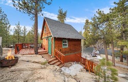 831 Crescent Lane, Big Bear Lake, CA 92315