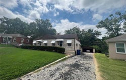 3415 Saint Mark Lane, St Ann, MO 63074