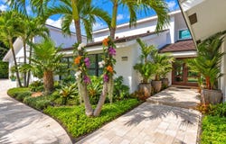 4561 OAK TREE Court, Delray Beach, FL 33445