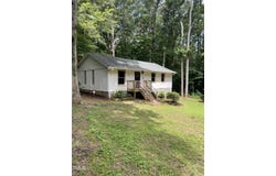 1512 Edwards Drive, Chapel Hill, NC 27516