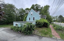 1043 West St, Wrentham, MA 02093