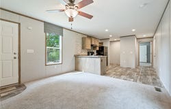 213 Main Hill Rd, Karns City, PA 16041
