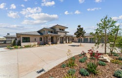 275 Crestview Avenue, Camarillo, CA 93010