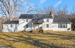 3671 HALFWAY ROAD, THE PLAINS, VA 20198