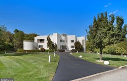 611 CREEK LANE, FLOURTOWN, PA 19031