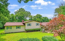 6063 Pleasant Chapel Road, Newark, OH 43056