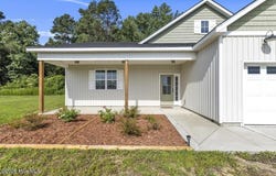 840 Bright Leaf Road, Kinston, NC 28504