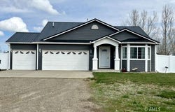3409 Brisbin St, Miles City, MT 59301