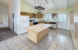 92-1784 COCOANUT DR, Ocean View, HI 96737