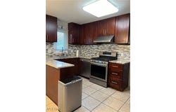 1736 Gladwin Drive, Mayfield Heights, OH 44124