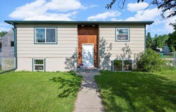 1214 10th Street, Sturgis, SD 57785