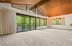 2431 W LYNNWOOD DR, Longview, WA 98632