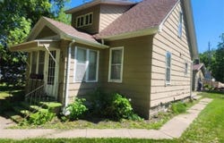 523 2nd Avenue SE, Wells, MN 56097