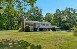 2196 Phalanx Mills Herner Road, Southington, OH 44470