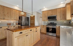 1665 Whispering Oaks Court, West Chicago, IL 60185