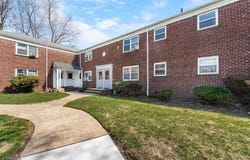 418 Esplanade, Hackensack City, NJ 07601-1419