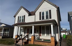 507 W 3rd Street, Uhrichsville, OH 44683